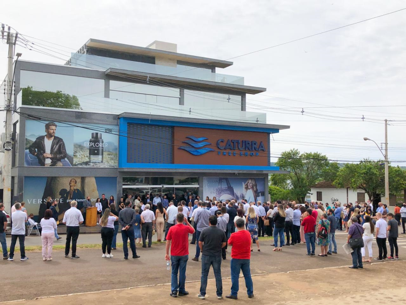 CATURRA FREE SHOP É INAUGURADA EM PORTO XAVIER